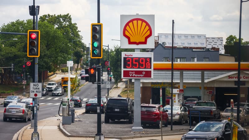 Les Américains commencent à sentir sérieusement la guerre en Iran: le prix de l'essence a déjà grimpé de 19% (et le marché anticipe la plus forte hausse hebdomadaire depuis 2022)