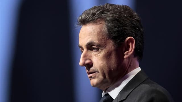 Nicolas Sarkozy a invité samedi les électeurs du Front national, qu'il avait su séduire en 2007, à voter pour lui dès le premier tour de la présidentielle pour ne pas favoriser la gauche. /Photo prise le 6 avril 2012/REUTERS/Charles Platiau