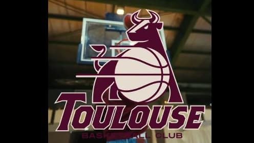"LES AVENGERS DE TOULOUSE": BIGFLO ET OLI, ANTOINE DUPONT ET LÉON MARCHAND VEULENT PLACER LA VILLE ROSE SUR LA CARTE DU BASKET FRANÇAIS