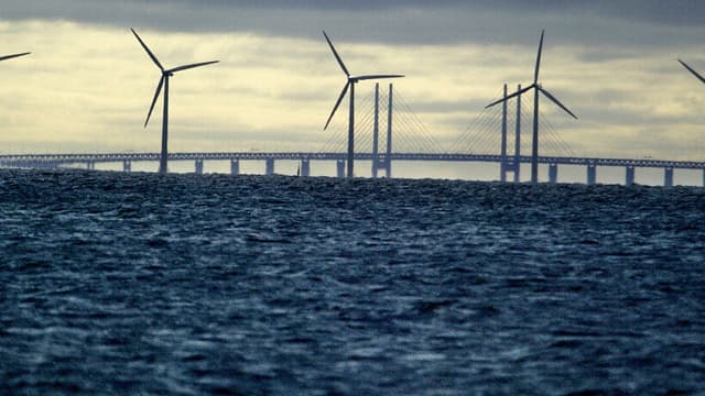 Les onze turbines du premier parc éolien offshore au monde auront toutes été démontées d'ici à la fin du mois de mars. (image d'illustration)