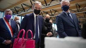 Bernard Arnault et Bruno Le Maire lors de l'inauguration du site de Louis Vuitton à Vendôme