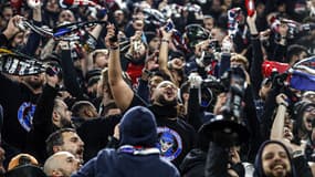 Les supporteurs du PSG lors du déplacement à Dortmund en Ligue des champions le 13 décembre 2023