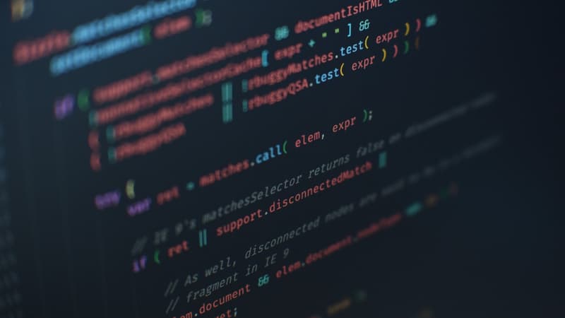Des développeurs œuvrent en faveur du bannissement du code informatique de certaines expressions jugées racistes. 