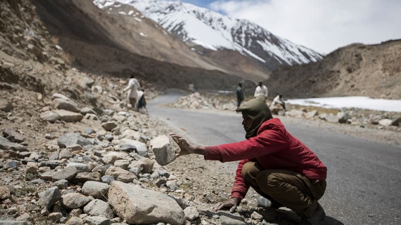 Inde: sur les hauteurs du Ladakh, les forçats de la route