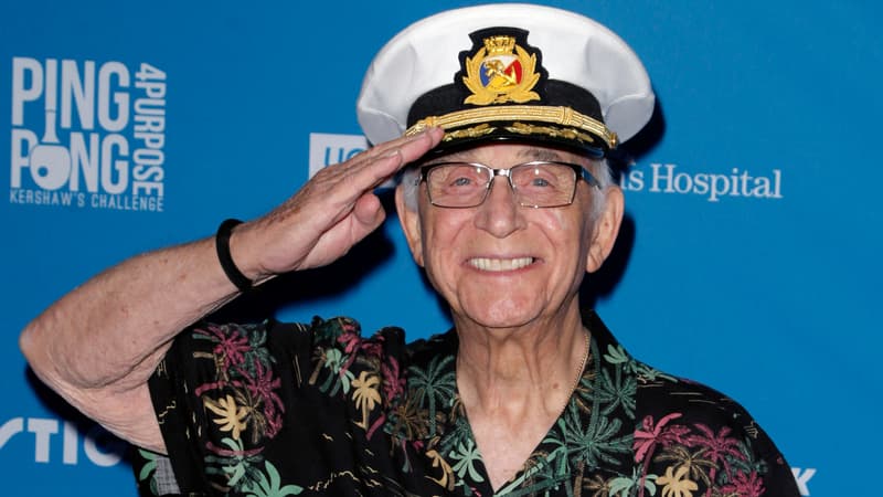  Gavin MacLeod, capitaine de "La croisière s'amuse" en 2019