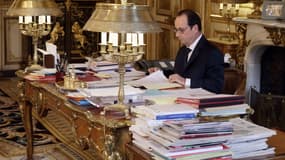 François Hollande, dans son bureau à l'Elysée.