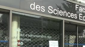 Un jeune, fiché S, a été placé en garde à vue mercredi 21 septembre. Il avait été repéré depuis plusieurs jours rôdant à l'extérieur et à l'intérieur de la faculté de droit de Rouen.