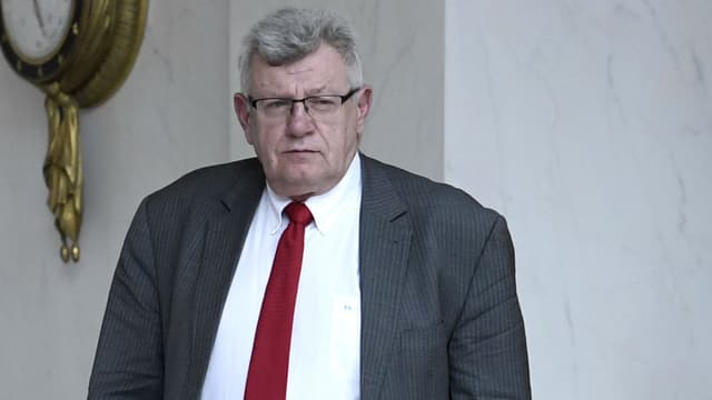 Christian Eckert, alors ministre du Budget, dans la cour de l'Elysée, le 8 mars 2017