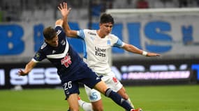Toma Basic et Leonardo Balerdi 