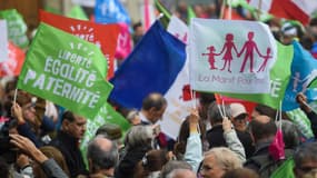 Manifestation contre l'ouverture de la PMA à toutes les femmes à Paris, le 6 octobre 2019