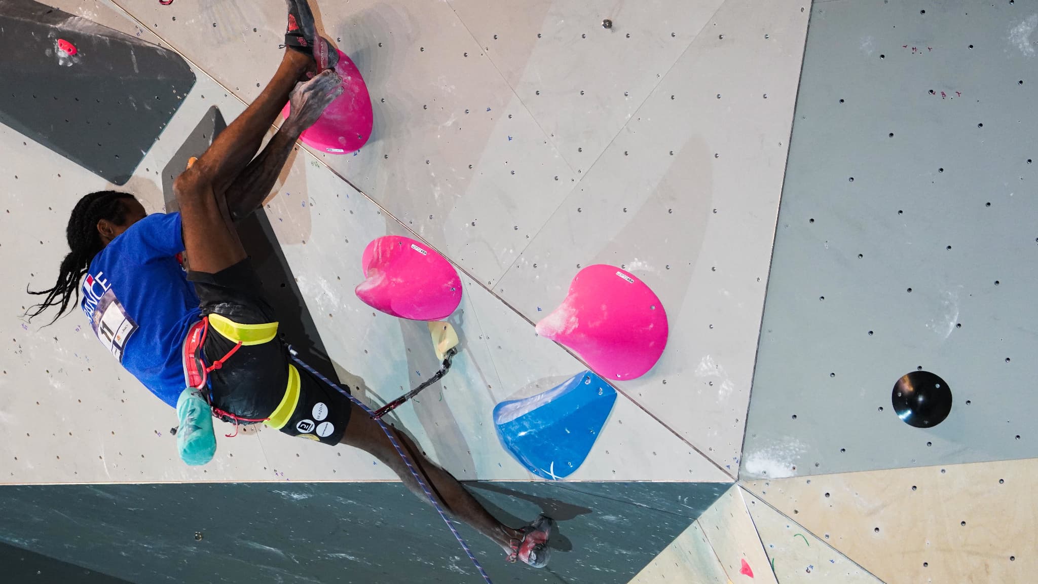 Escalade après son titre mondial historique en bloc, Mickaël Mawem vise "une médaille" aux JO