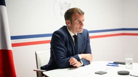 Emmanuel Macron lance un appel pressant à la vaccination depuis le fort de Brégançon, photo prise le 14 mai 2021