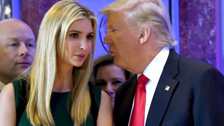 Ivanka Trump et son père Donald Trump en Géorgie, le 4 janvier 2021.