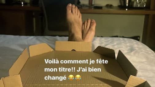 Benoît Paire mange une pizza pour fêter son titre au Challenger de Puerto Vallarta. Benoît Paire mange une pizza pour fêter son titre au Challenger de Puerto Vallarta.