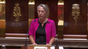 La Première ministre Élisabeth Borne prononce son discours de politique générale face à l'Assemblée nationale, le 6 juillet 2022.