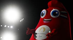 Une mascotte Phryge lors de la cérémonie d'ouverture des Jeux Paralympiques de Paris 2024, sur la Place de la Concorde à Paris, le 28 août 2024 (photo d'illustration).
