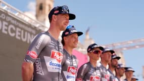 Kaden Groves et son équipe Alpecin-Deceuninck sur le Tour d'Italie 2025