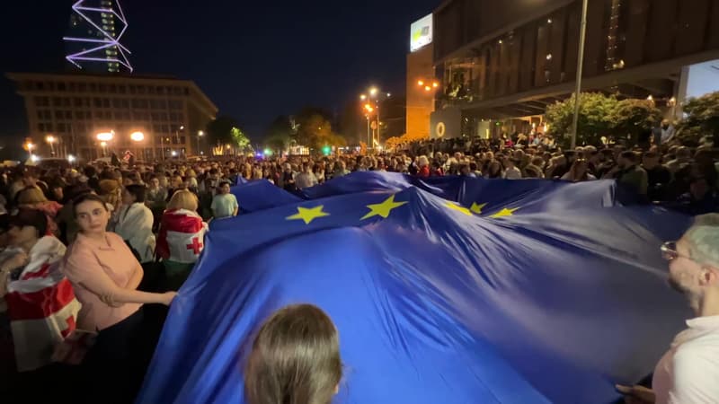 Environ vingt mille personnes ont participé ce dimanche 28 avril à une "marche pour l'Europe" en Géorgie