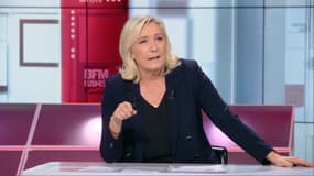 Marine Le Pen sur le plateau de BFMTV, le 15 novembre 2020.