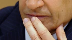 Nicolas Sarkozy a confirmé jeudi sur France Inter son opposition à un étalement du calendrier de retour à l'équilibre budgétaire dans les pays de l'Union européenne et en France en particulier. /Photo d'archives/REUTERS/Philippe Wojazer