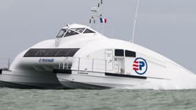 Leur design inspiré du multicoque provoque une portance aérodynamique, qui permet aux bateaux d'A2V d'être rapides tout en ayant une faible consommation de carburant.