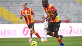 Gaël Kakuta est aligné dans le trio d'attaque des Sang et Or