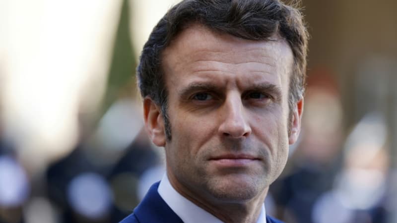 Présidentielle: Emmanuel Macron plaide pour 