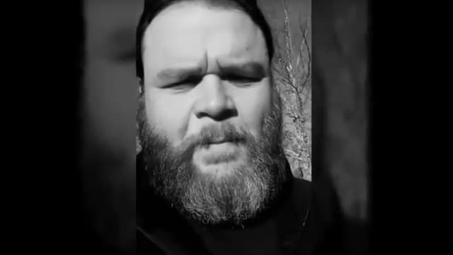 James Meyers, 37 ans, a été arrêté pour ne pas avoir rapporté une cassette vidéo, 15 ans après les faits.