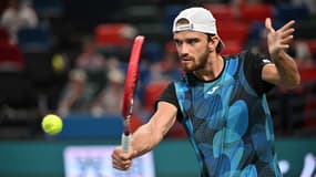 Tomas Machac contre l'Italien Jannik Sinner, en demi-finale du Masters 1000 de Shanghai, le 12 octobre 2024