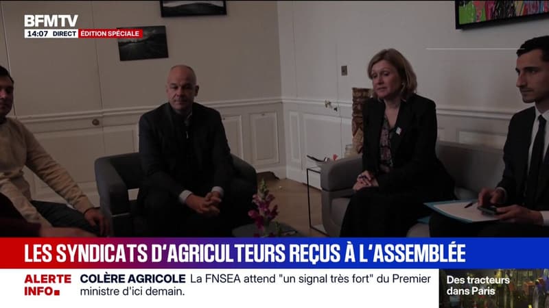 Yaël Braun-Pivet reçoit Arnaud Rousseau de la FNSEA dans son bureau de l'Assembée nationale