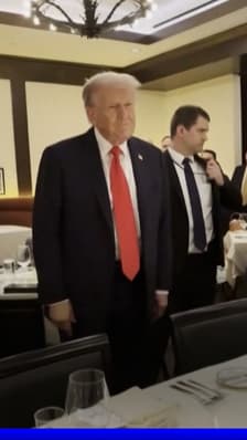 Le président américain pris à partie par des manifestants dans un restaurant 