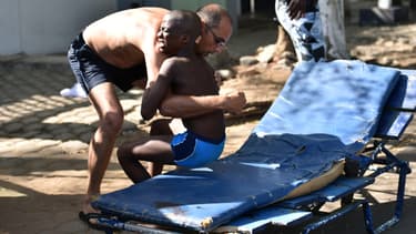 Chaque dimanche, de nombreuses familles africaines se retrouvent à Grand-Bassam.