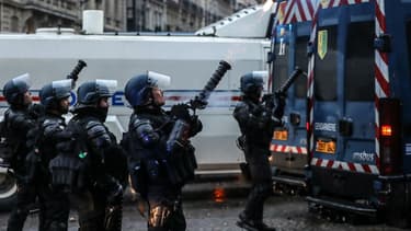 Le dispositif de sécurité est moins important que les week-ends derniers.