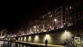 Les quais de Saône à Lyon de nuit (photographie d'illustration)