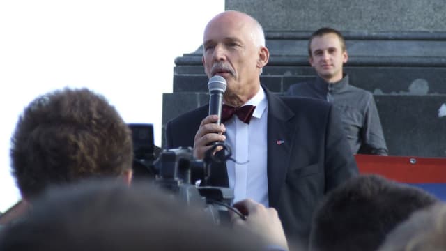 Janusz Korwin-Mikke, eurodéputé polonais du Congrès de la nouvelle droite, en 2010