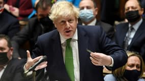 Image fournie le 19 janvier 2022 par la chaîne parlementaire du Premier ministre britannique Boris Johnson devant le Parlement à Londres