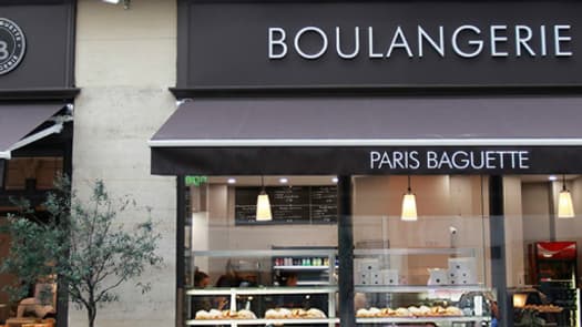 Paris Baguette a même ouvert une boutique à Paris en 2014. Paris Baguette a même ouvert une boutique à Paris en 2014.