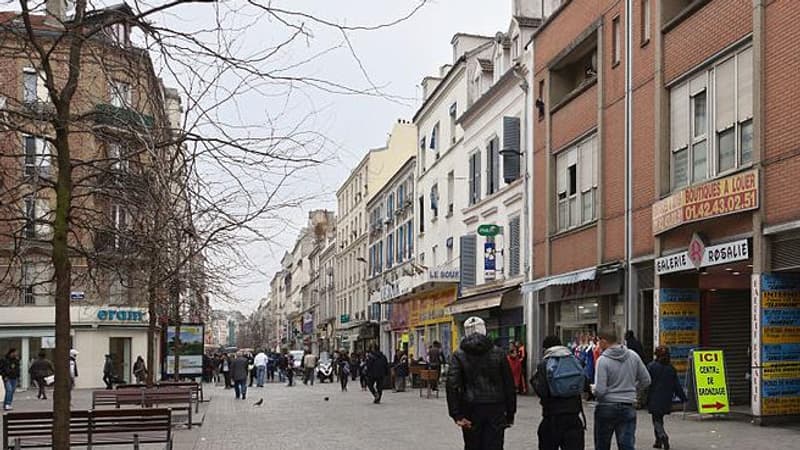 Covid-19: pourquoi la Seine-Saint-Denis a-t-elle le taux d'incidence le plus faible de métropole malgré une faible couverture vaccinale?