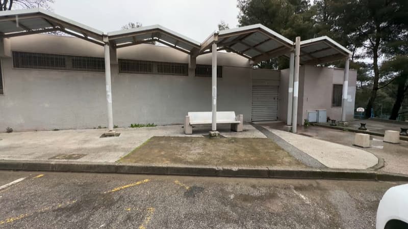 Le poste d'information et de sécurité du Val des Rougières à Hyères.