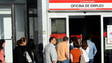 Les demandeurs d'emploi espagnols sont moins nombreux en janvier 2014 qu'en janvier 2013.