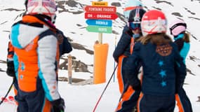 Des enfants sur les pistes de ski, à Val d'Isère, en 2018.