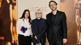 Marilyne Scarselli à gauche, Stephanie Guillon et Pierre Olivier Persin au dîner des nommés aux Oscars le 25 février 2025 à Los Angeles. 