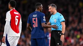Slavko Vincic lors d'Arsenal-PSG en octobre 2024