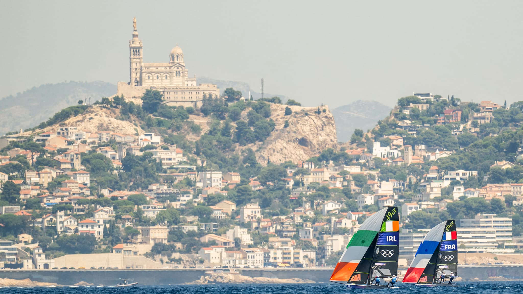 Les épreuves de voile se déroulent à Marseille pour les Jeux olympiques. Les épreuves de voile se déroulent à Marseille pour les Jeux olympiques.