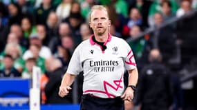 L'arbitre anglais Wayne Barnes pendant le Mondial de rugby, octobre 2023