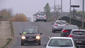 Gilets jaunes: en Seine-et-Marne, le blocage de ce pont sème la discorde entre deux communes