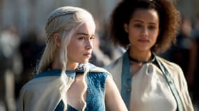 Elle est de retour dimanche. Daenery Targaryen et ses bébés dragons reviennent sur HBO avec les reste de l'équipe de "Game of Thrones". Enfin, ceux qui ont survécu à la saison 3.