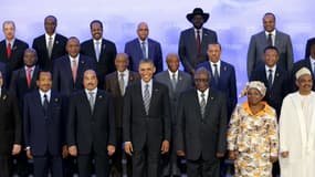 Barack Obama, entouré des chefs d'Etat présents lors du sommet Etats-Unis Afrique, à Washington.