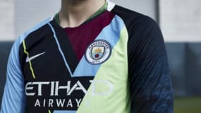 Le maillot d'adieu de Nike à Manchester City.