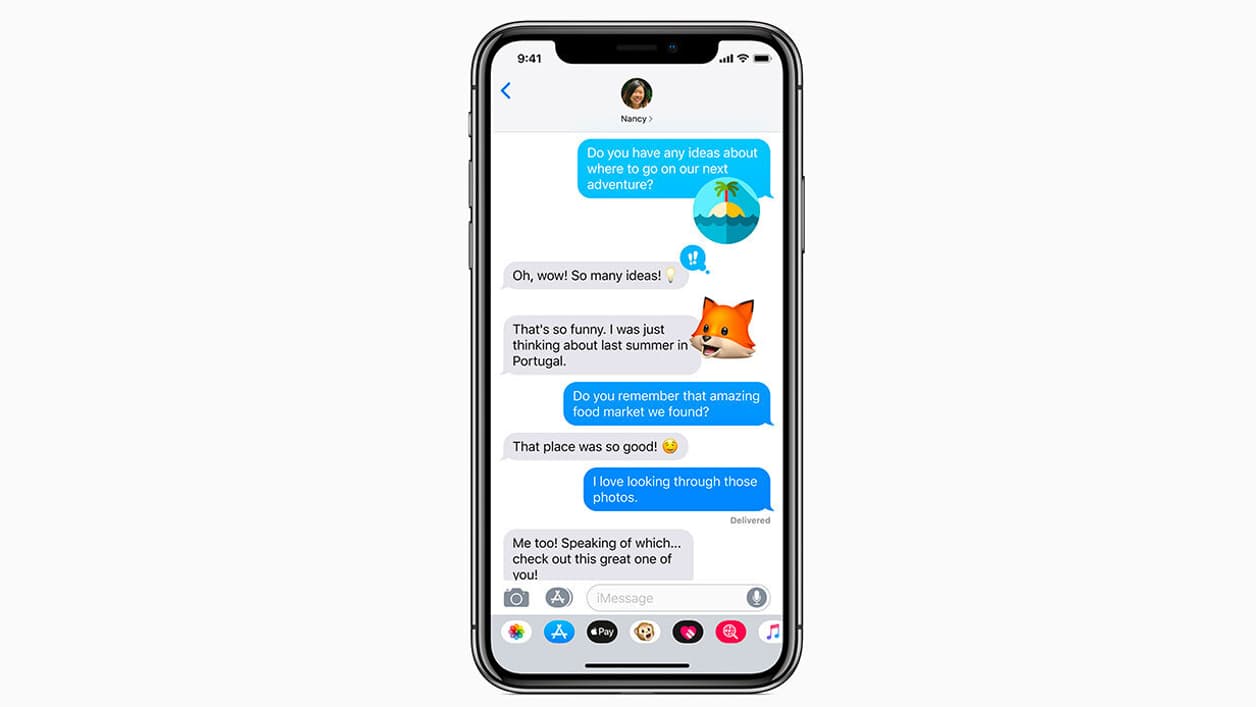 Les bulles bleues des SMS d'Apple. Les bulles bleues des SMS d'Apple.